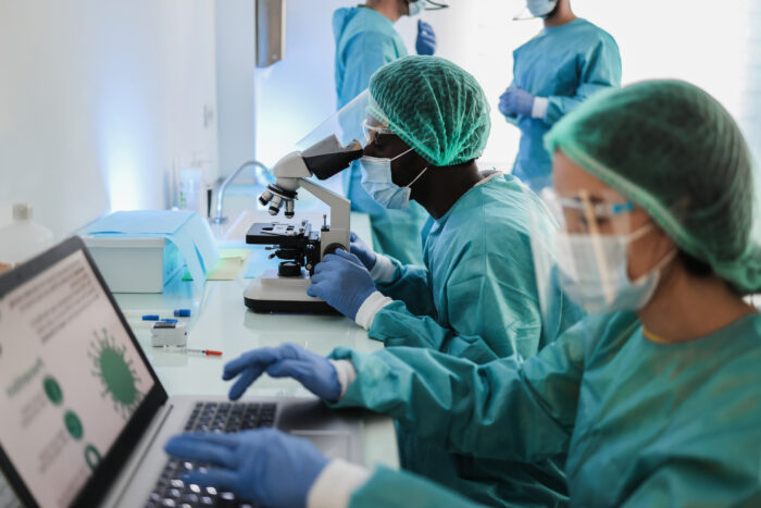 Doctors working in a lab